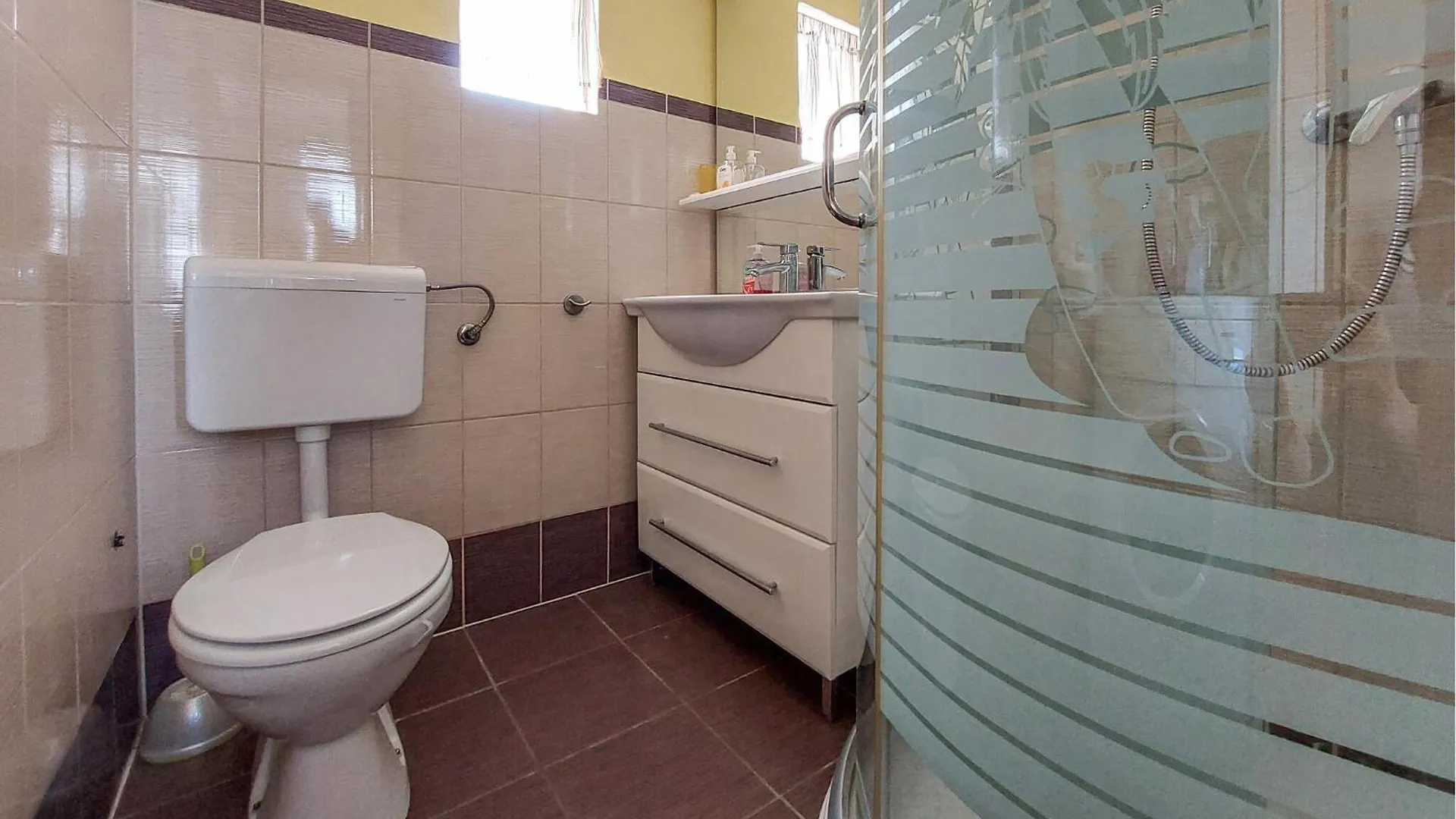 2 Bedroom Lovely Apartment In Labin Labin